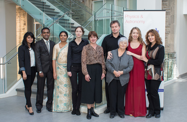 fall_graduates_and_families-1