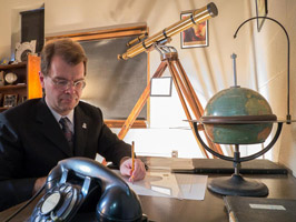 H.R. Kingston's recreated office.