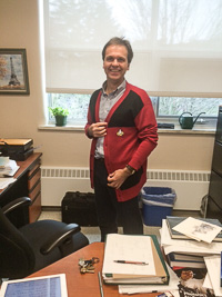 Wills_ST_sweater_200px-10