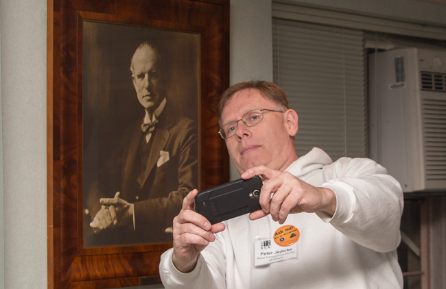 Peter Jedicke taking a selfie with Hume Blake Cronyn.