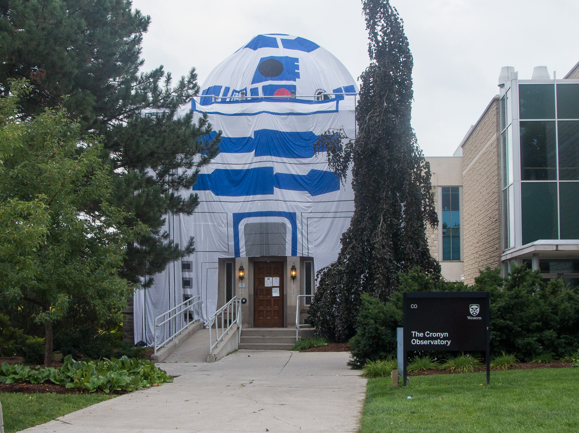 cronyn_r2d2-10
